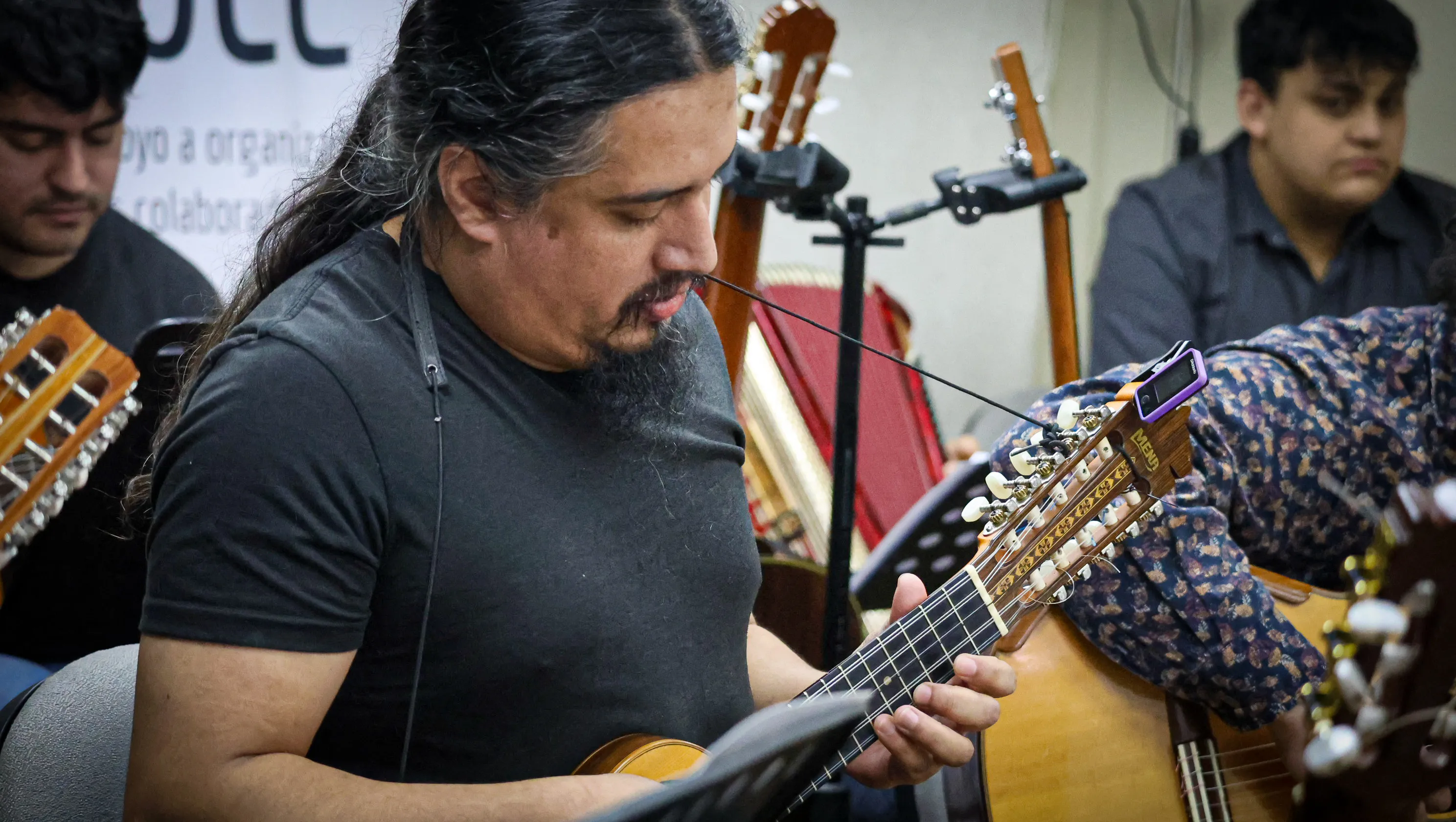 Certificación especialización en guitarra latinoamericana Por Horacio Salinas