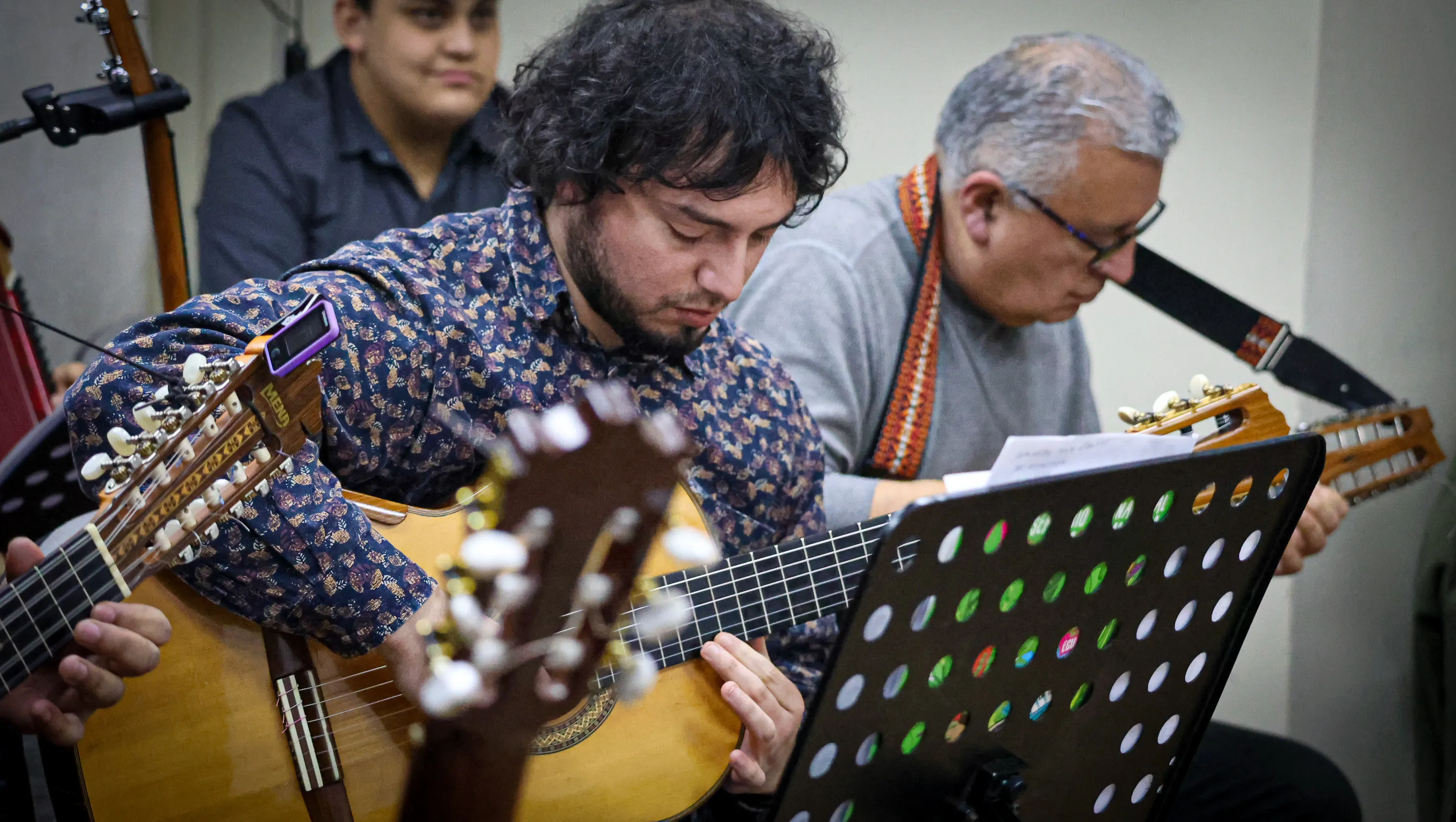 Certificación especialización en guitarra latinoamericana Por Horacio Salinas
