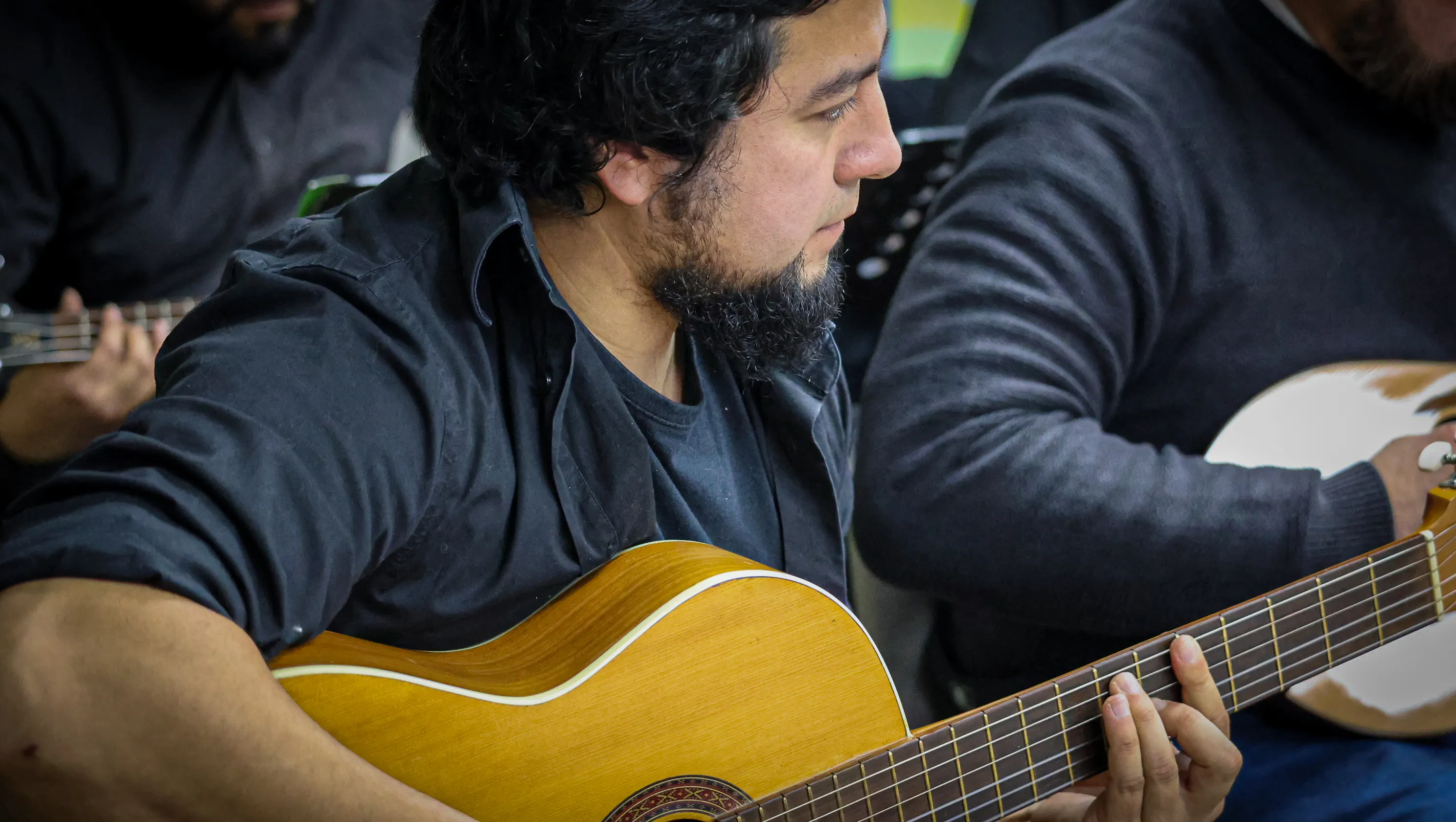 Certificación especialización en guitarra latinoamericana Por Horacio Salinas