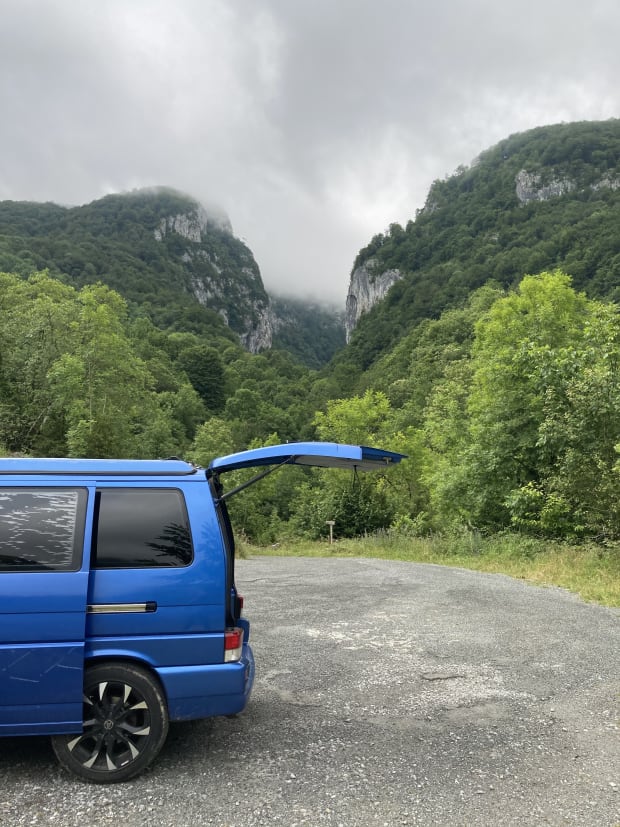Arnie up in the mountains