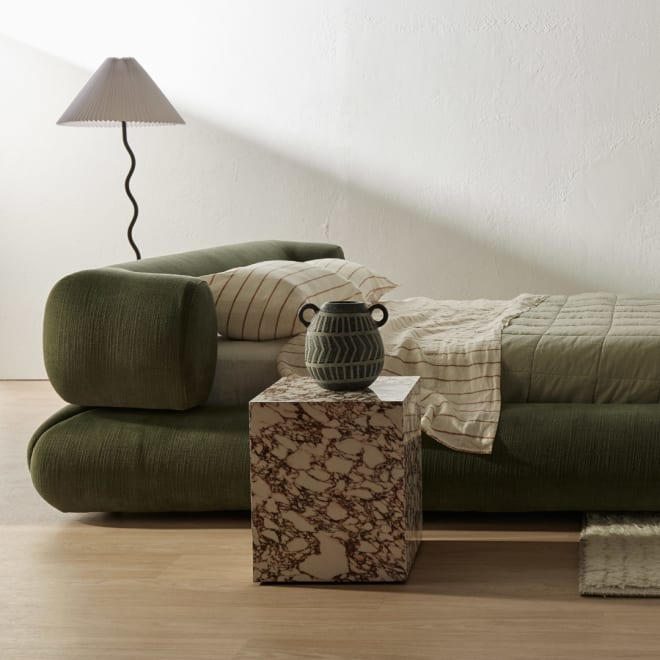 Mars Violetta Side Table color Violetta