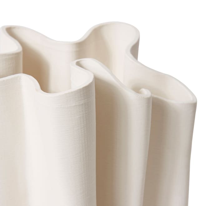 Jaivyn Vessel - 26 x 26 x 29cm 