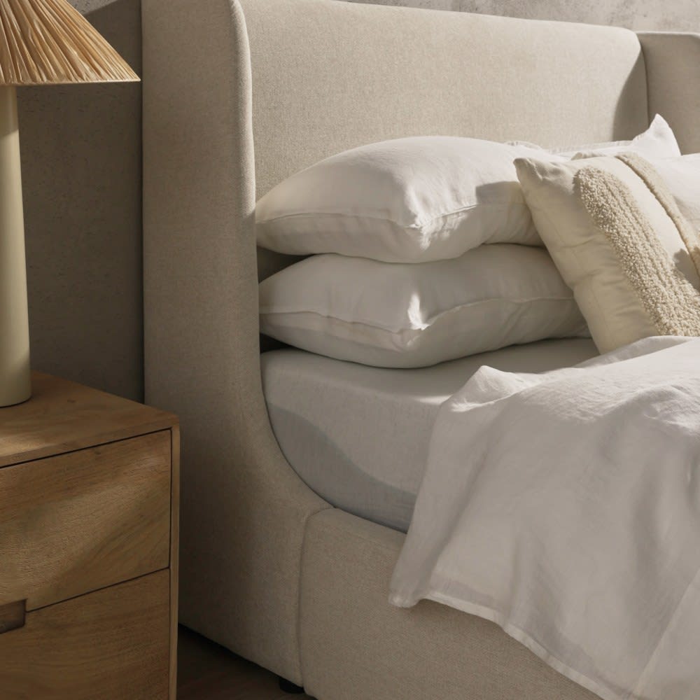 Lucy Drawer Bed California Ivory color California Ivory