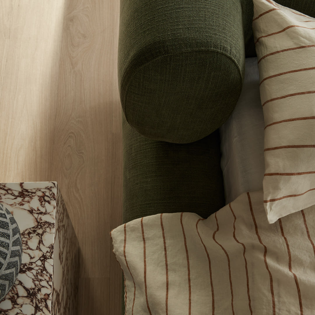 Frankie Bed Tribute Dark Jade color Tribute Dark Jade