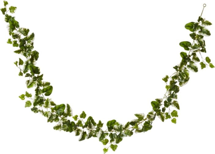 Ivy Kangaroo Garland - 15 x 10 x 180cm