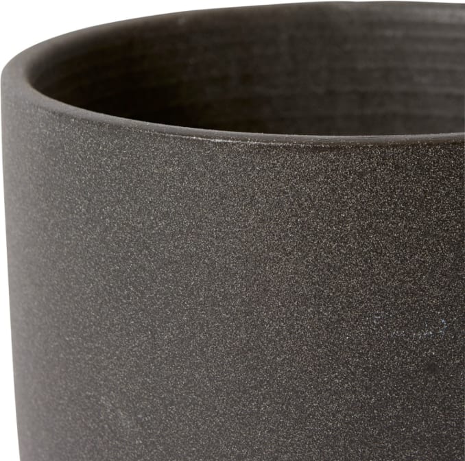 Allegra Pot w. Saucer Black - 18cm color Black