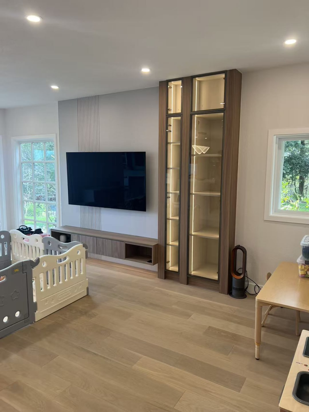 Kitchen island with wood flooring