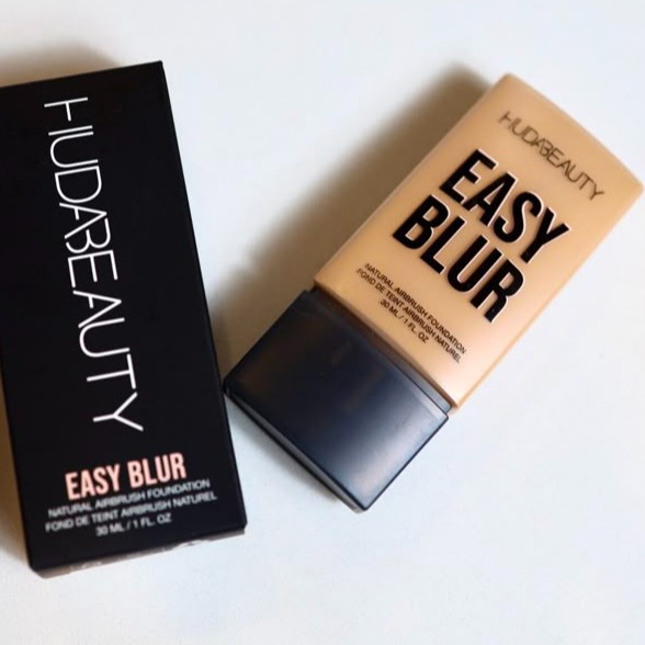 Easy Blur Natural Airbrush Foundation