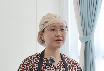 The Founder’s Story: Wenwen Liao —  Chuan Zhong Food