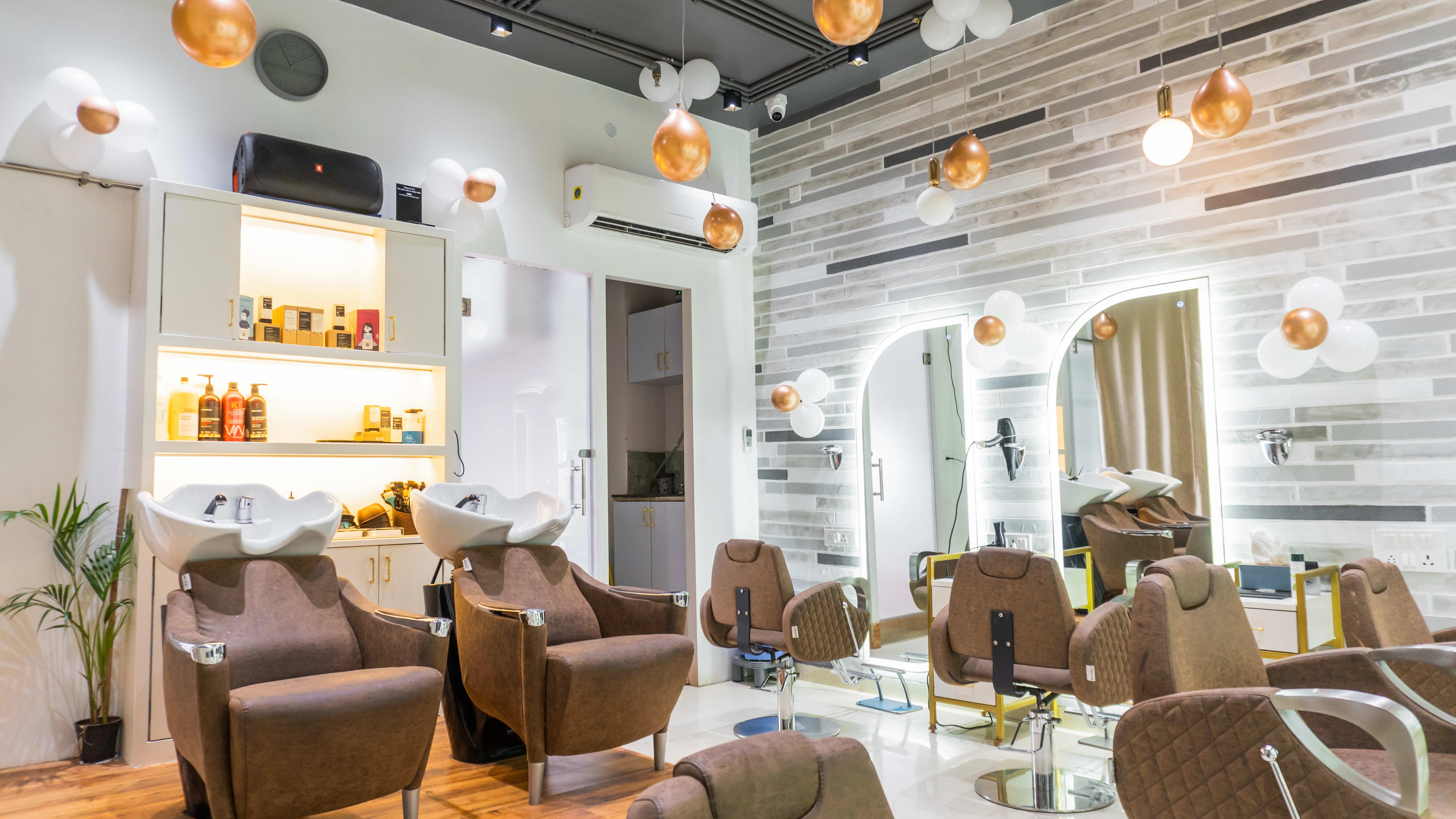 Feelings Salon — Jabalpur