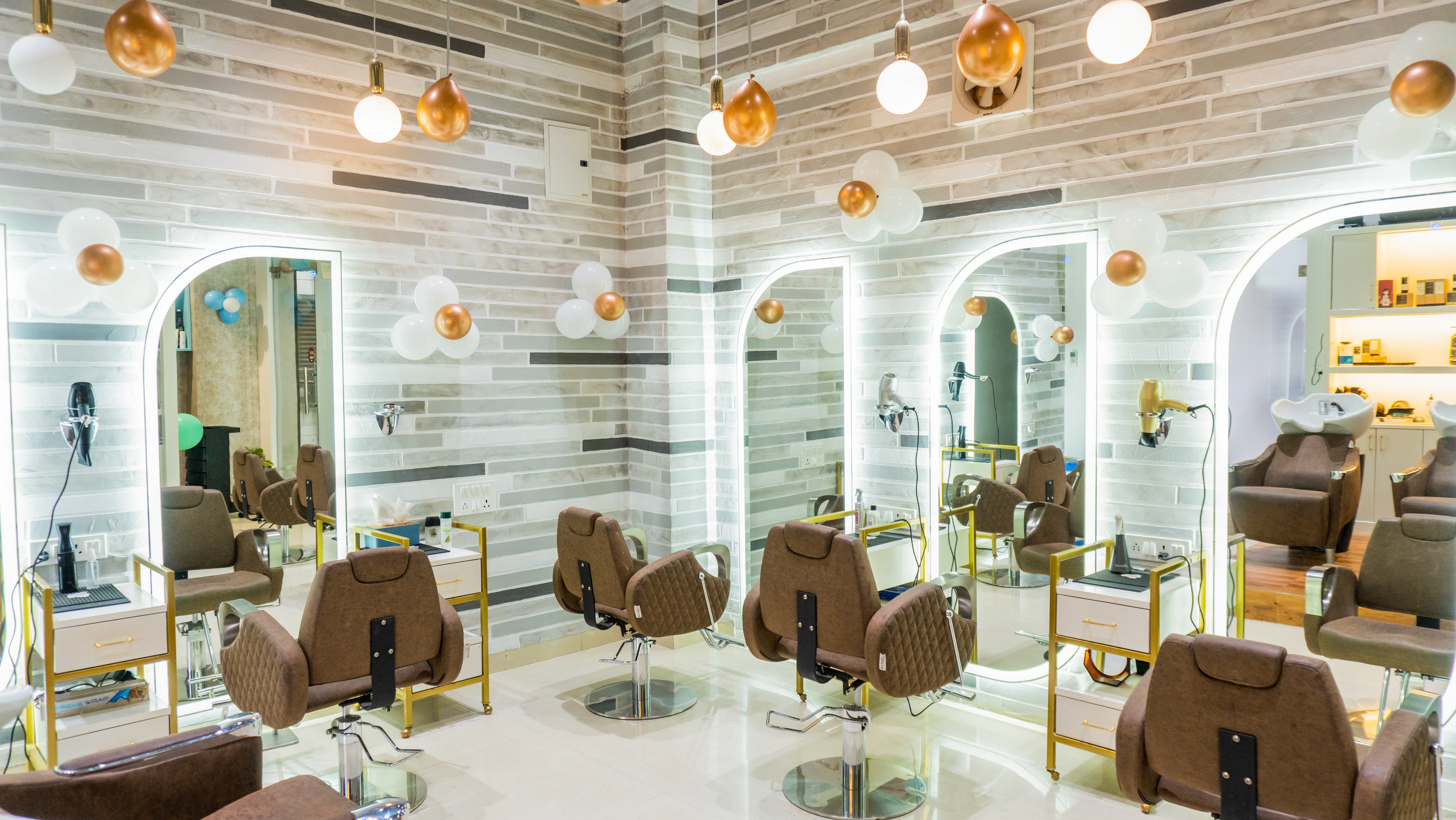 Feelings Salon — Jabalpur