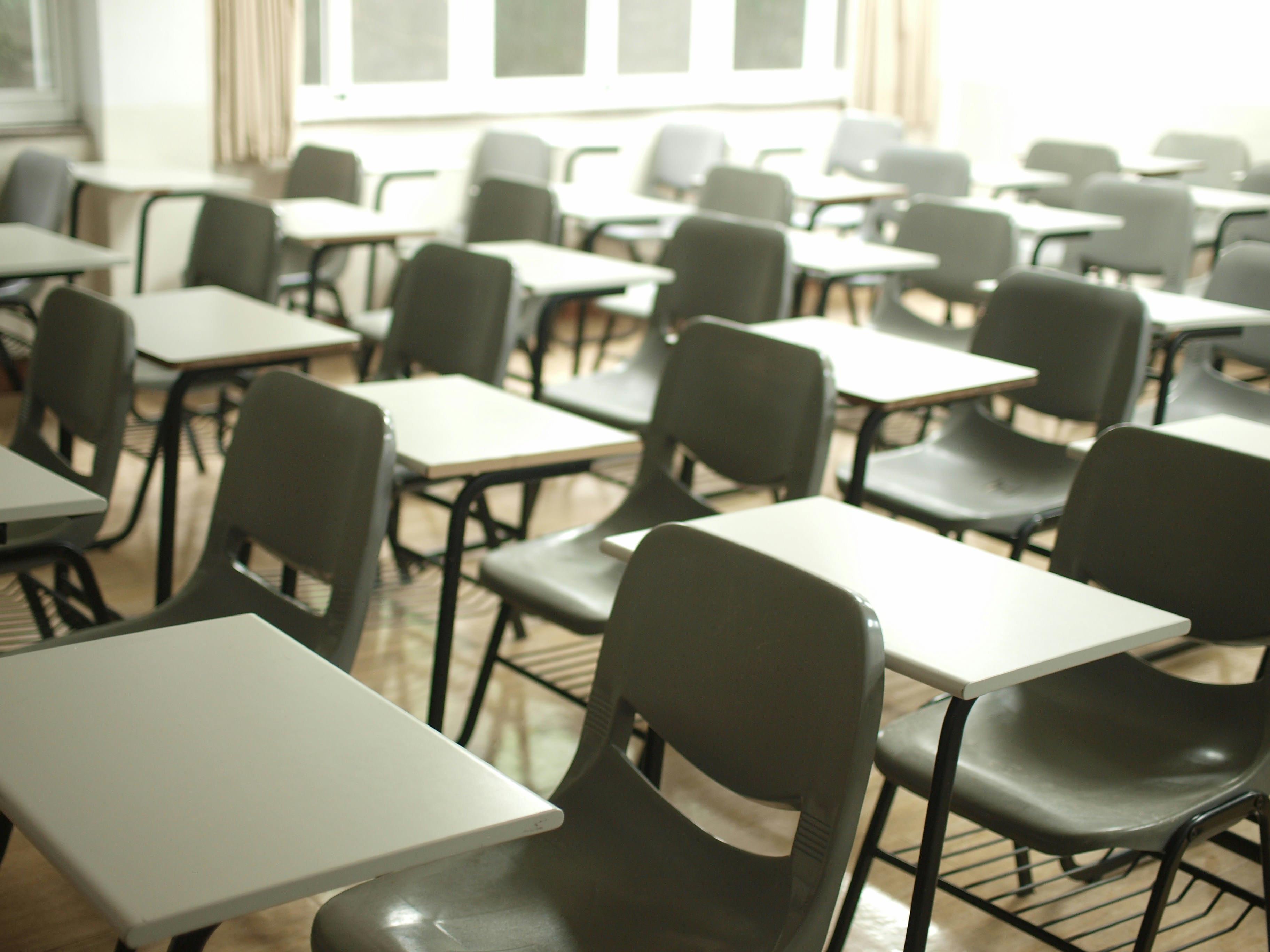 How to Fill Empty Class Spaces Without Discounting