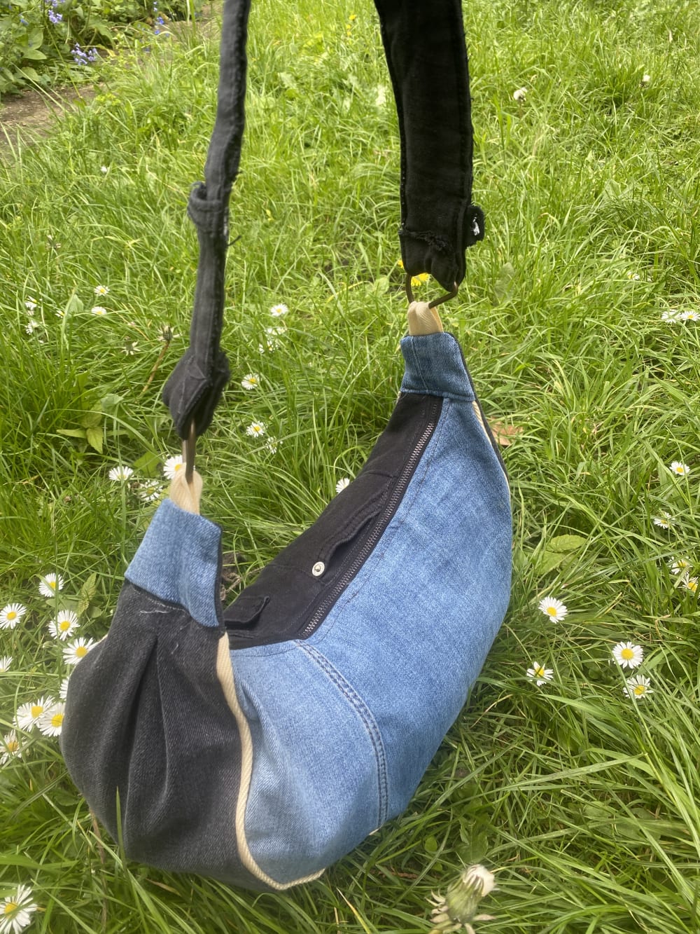 Make an Upcycled Shoulder Bag @ Circle Collective — photo 1