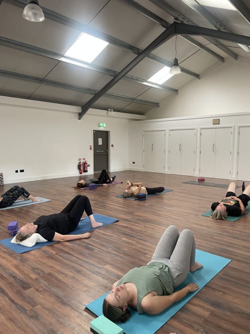 Gentle & Vinyasa Yoga Class — photo 2