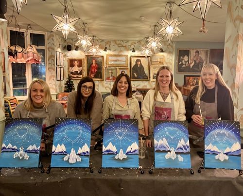 Paint n Sip Bar Event "Polar Love" — photo 3