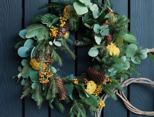 Christmas Wreath & Canapes