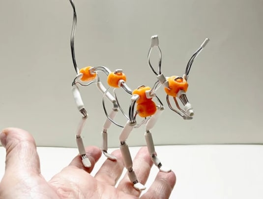 Wire & Whimsy: Mixed-Media Clay Sculpting with Livia Mu