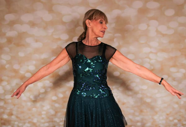 BALLET SILVER SWANS 55+ (MONDAY) - AUTUMN TERM (13 classes)