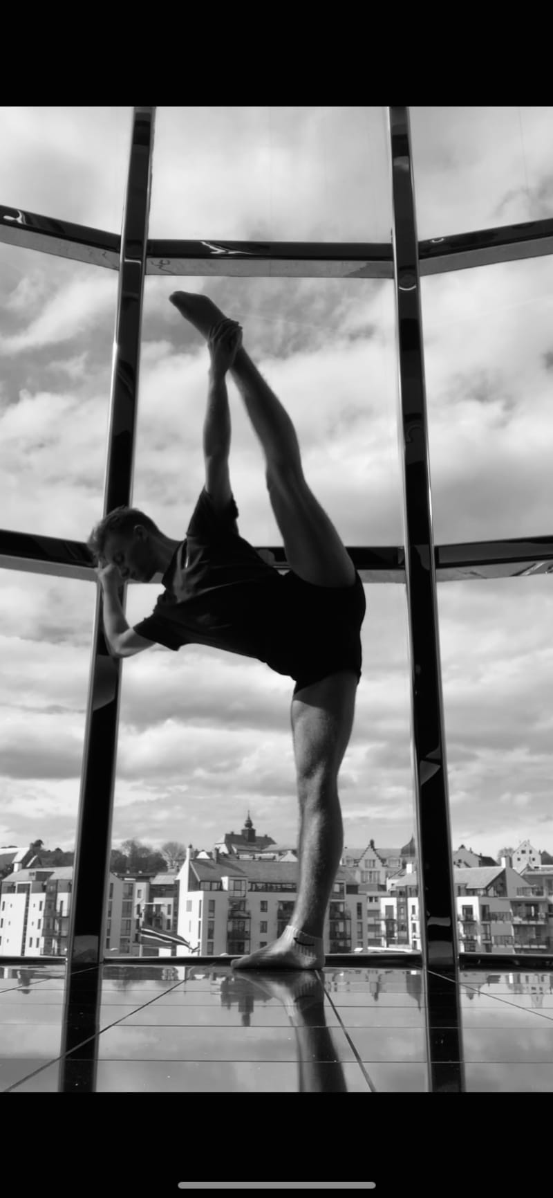 Rowan Hicks - Legs and Feet Class 