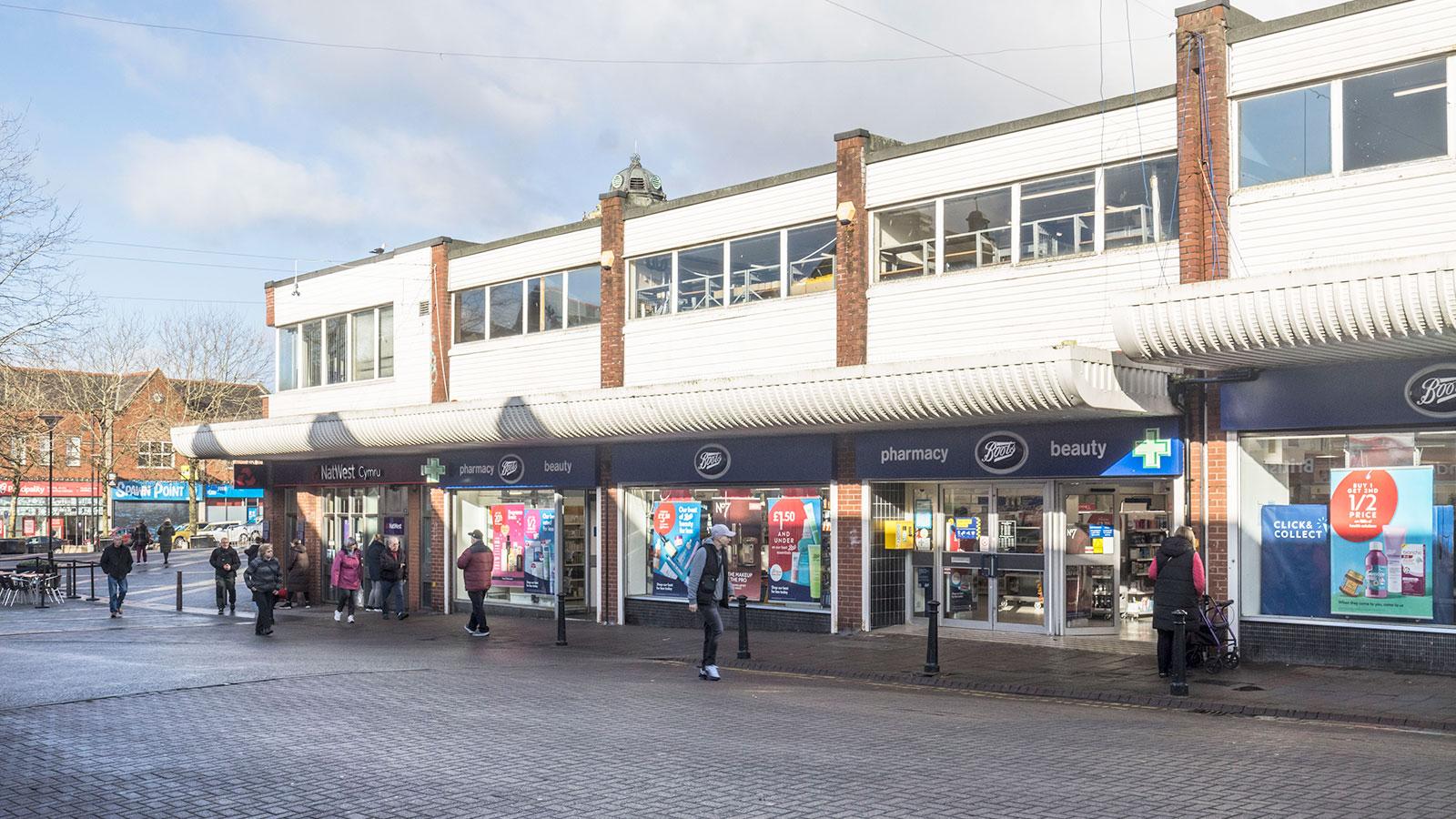 Barry Retail Parade - Holton Road Prime Location