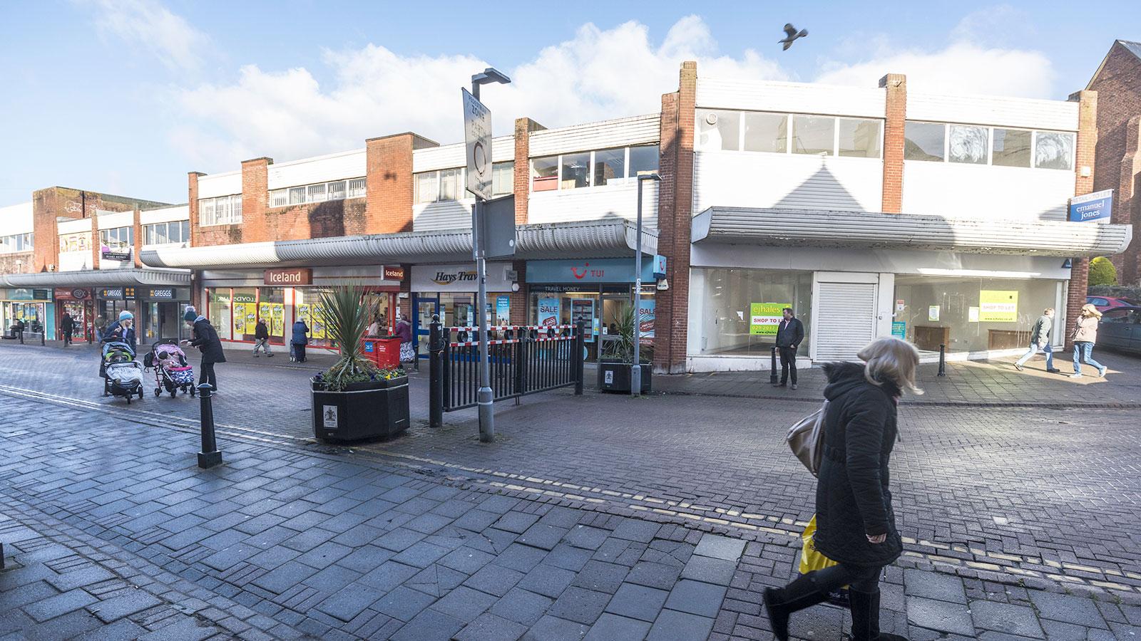 Barry Retail Parade - Holton Road Prime Location