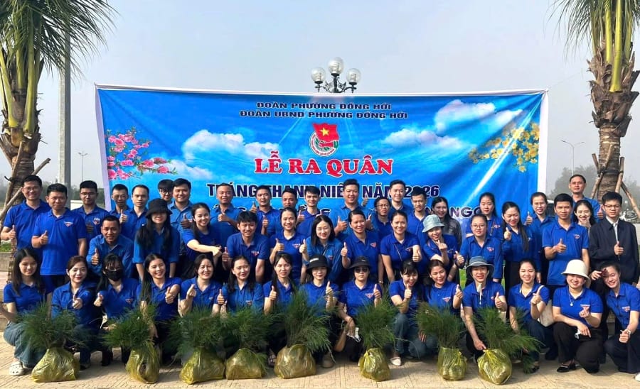Tuổi trẻ phường Đồng Hới tích cực tham gia các hoạt động nhằm lan tỏa ý thức bảo vệ thiên nhiên và bảo tồn đa dạng sinh học - Ảnh: P.V