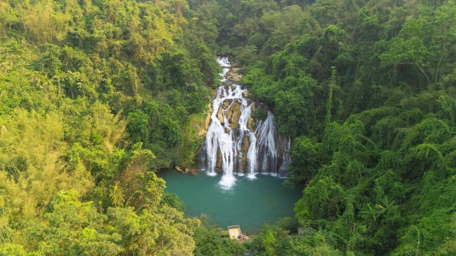 Thác Tà Puồng, nhìn từ trên cao - Ảnh: T.T