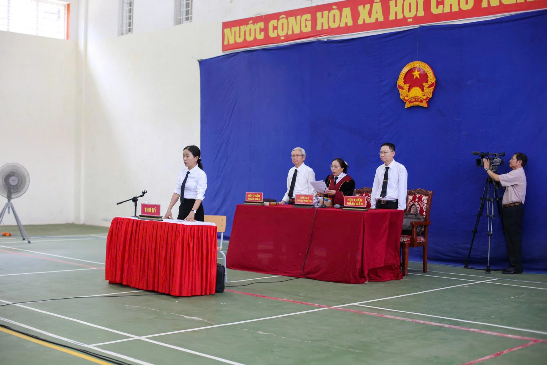 Hội đồng xét xử tuyên phạt - Ảnh: MT