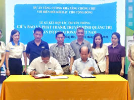 Ký kết hợp đồng truyền thông về phòng, chống thiên tai