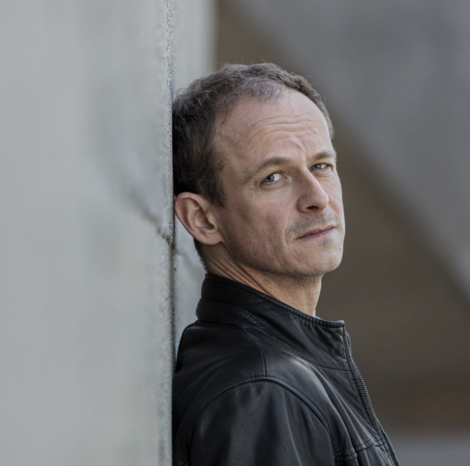 Portrait Roman Weishaupt 3 - AAVC