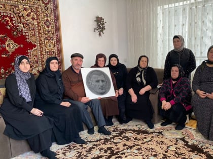 В продолжение цикла мероприятий «В гостях у матери героя» навестили мать погибшего участника СВО Расула Идрисова