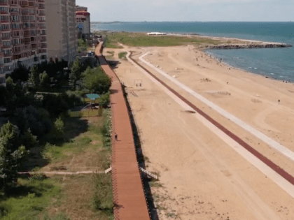 В Махачкале открыли посетителям Ботанический сад