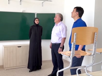 Мэр Махачкалы посетил ряд образовательных учреждений