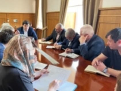 Актуальные вопросы обсудили на аппаратном совещании в Новолакском районе