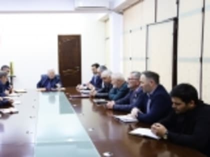 Галип Галипов провёл совещание по вопросам подготовки к празднованию Дня Победы