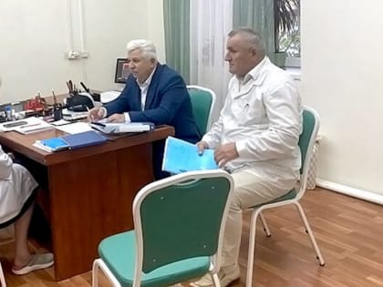 Специалисты аппарата Дагрескома проводят выездные проверки условий труда в медицинских организациях