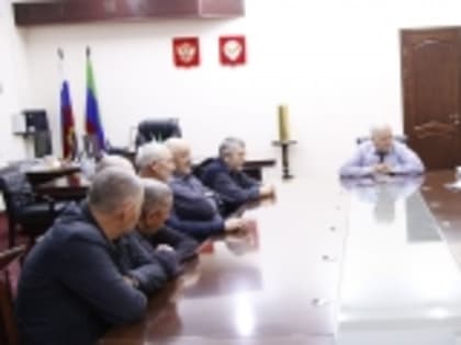 Совещание по актуальным вопросам жителей села Верхнее Инхо прошло в Гумбете
