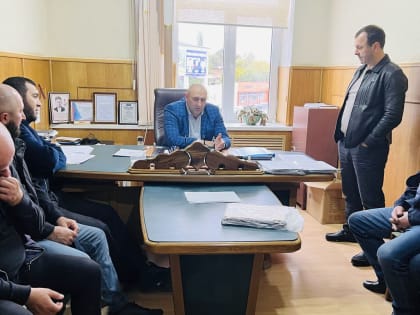 Совещание в Новолакском районе: вопросы идентификации скота и регистрации зданий