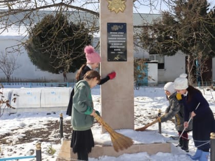 Школьники Кайтагского района провели предпраздничный субботник