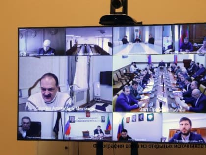 Глава Дагестана провел совещание по оперативной обстановке в первые дни 2023 года