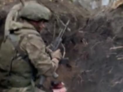 Доброволец СВО из села Новое Аргвани Ильяс Магомедов покрывает врага миномётным огнём