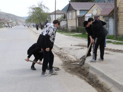 Более 1500 жителей Кайтагского района присоединились к общереспубликанскому субботнику