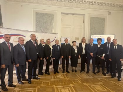 Дагестанская делегация приняла участие во Всероссийском научно-практическом «круглом столе» педагогического университета им. А. И. Герцена в Санкт-Петербурге