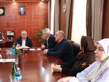 Уполномоченный по защите прав предпринимателей в РД встретился с предпринимательским сообществом Казбековского района