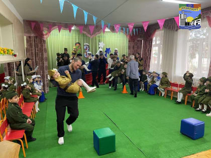 В школах и садиках Кизилюрта прошли мероприятия к 23 февраля