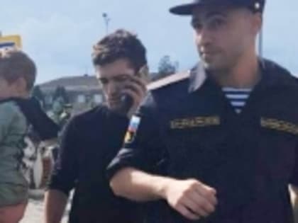 Трехлетний племянник призывника из Игали Гусена Магомедгазиева просил дядю взять его в армию