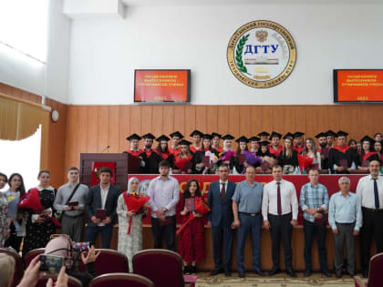 «Ярмарка выпускников -2023» прошла в Даггостехуниверситете