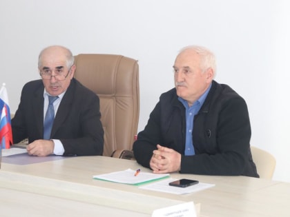 Совещание по вопросу иммунизации против полиомиелита прошло в Докузпаринском районе