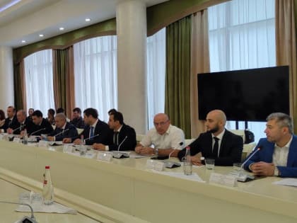 Дагестан приглашает Оман к партнерству в проектном финансировании