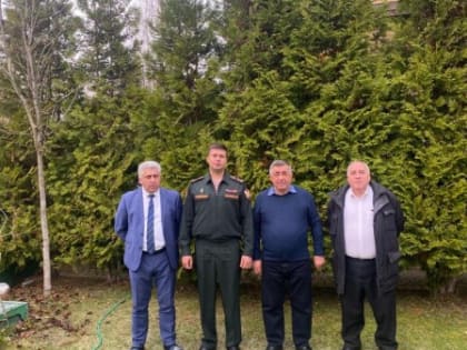 Состоялась беседа руководителя Представительства РД в Санкт-Петербурге Гасана Гасанова с командиром и личным составом воинской части